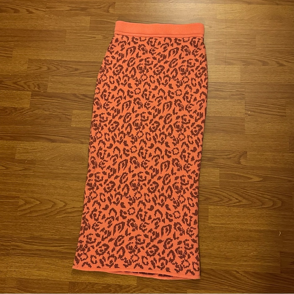 Kate Spade Pink and Red Shimmery Leopard Sweater Pencil Skirt - Size Small